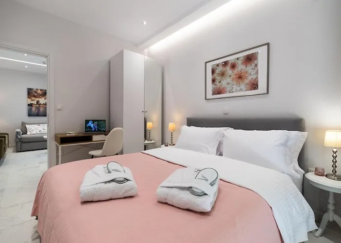 Thelia Sofouli Urban Living Thessaloníki